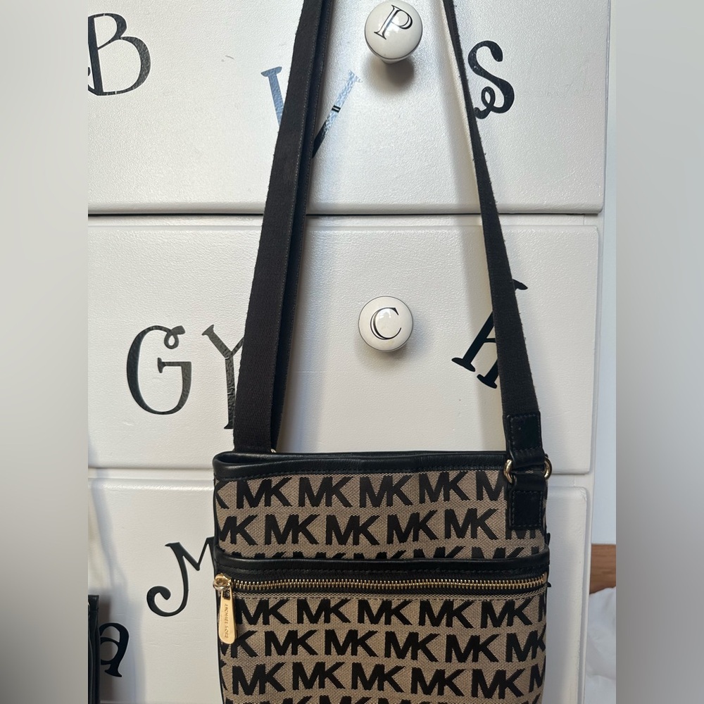 Michael Kors Black and Tan Crossbody Bag